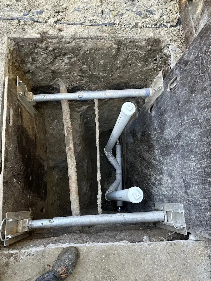 Experienced plumber completing Drain Cleaning work in Herriman